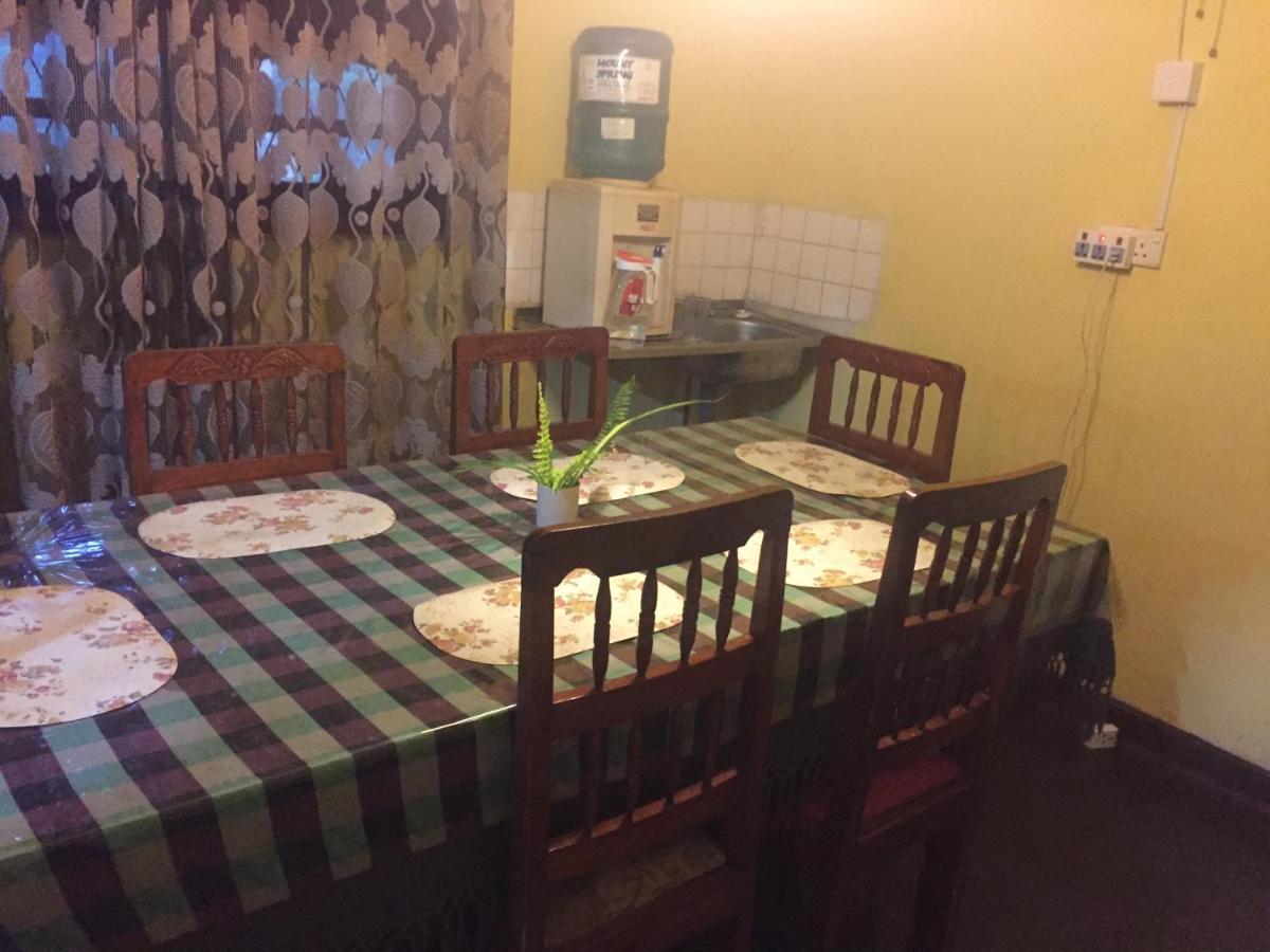Olivia Homestay 阿努拉德普勒 外观 照片