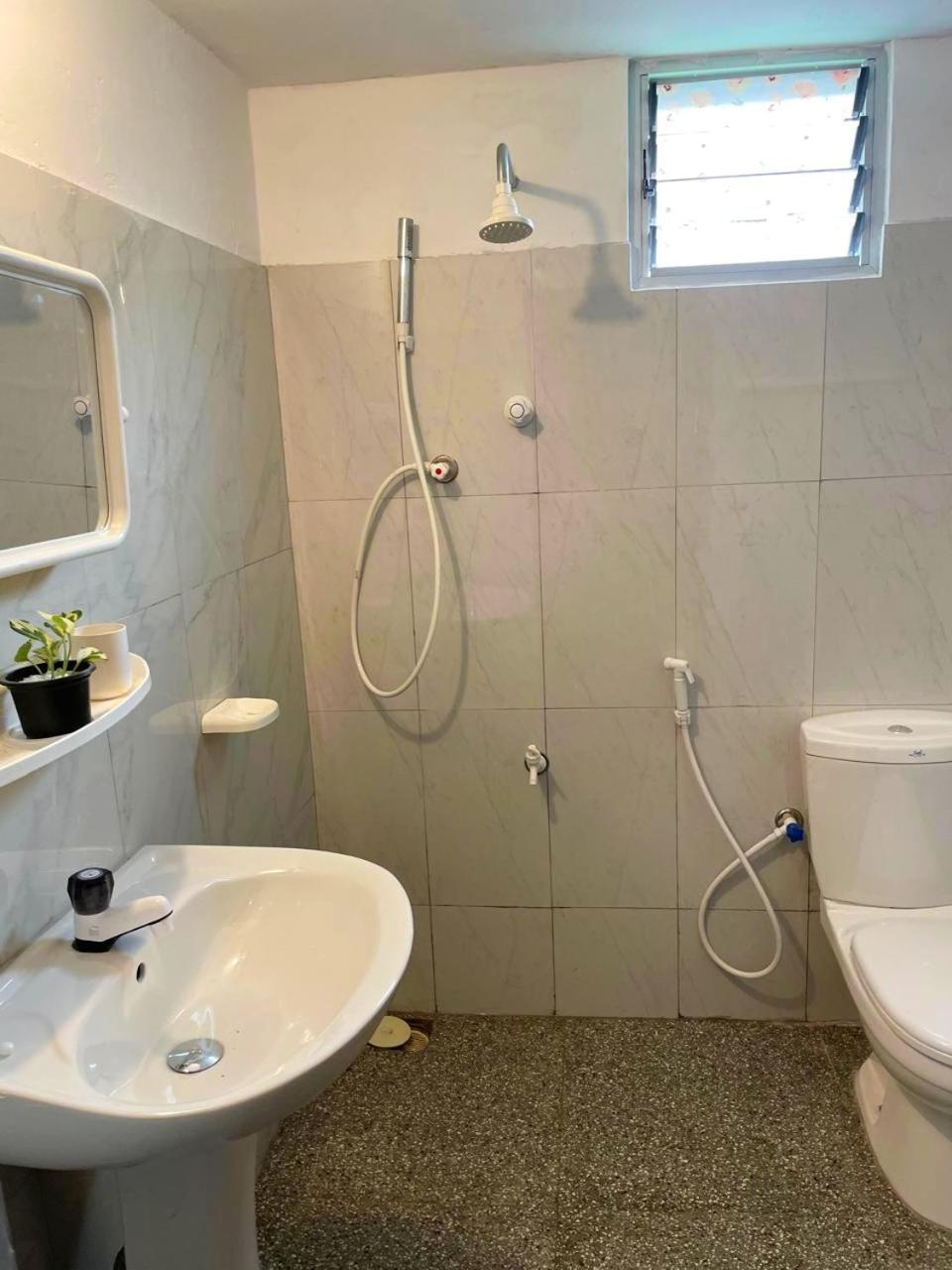 Olivia Homestay 阿努拉德普勒 外观 照片