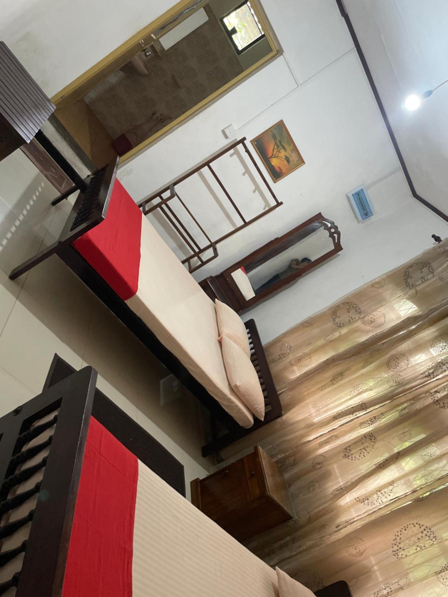 Olivia Homestay 阿努拉德普勒 外观 照片