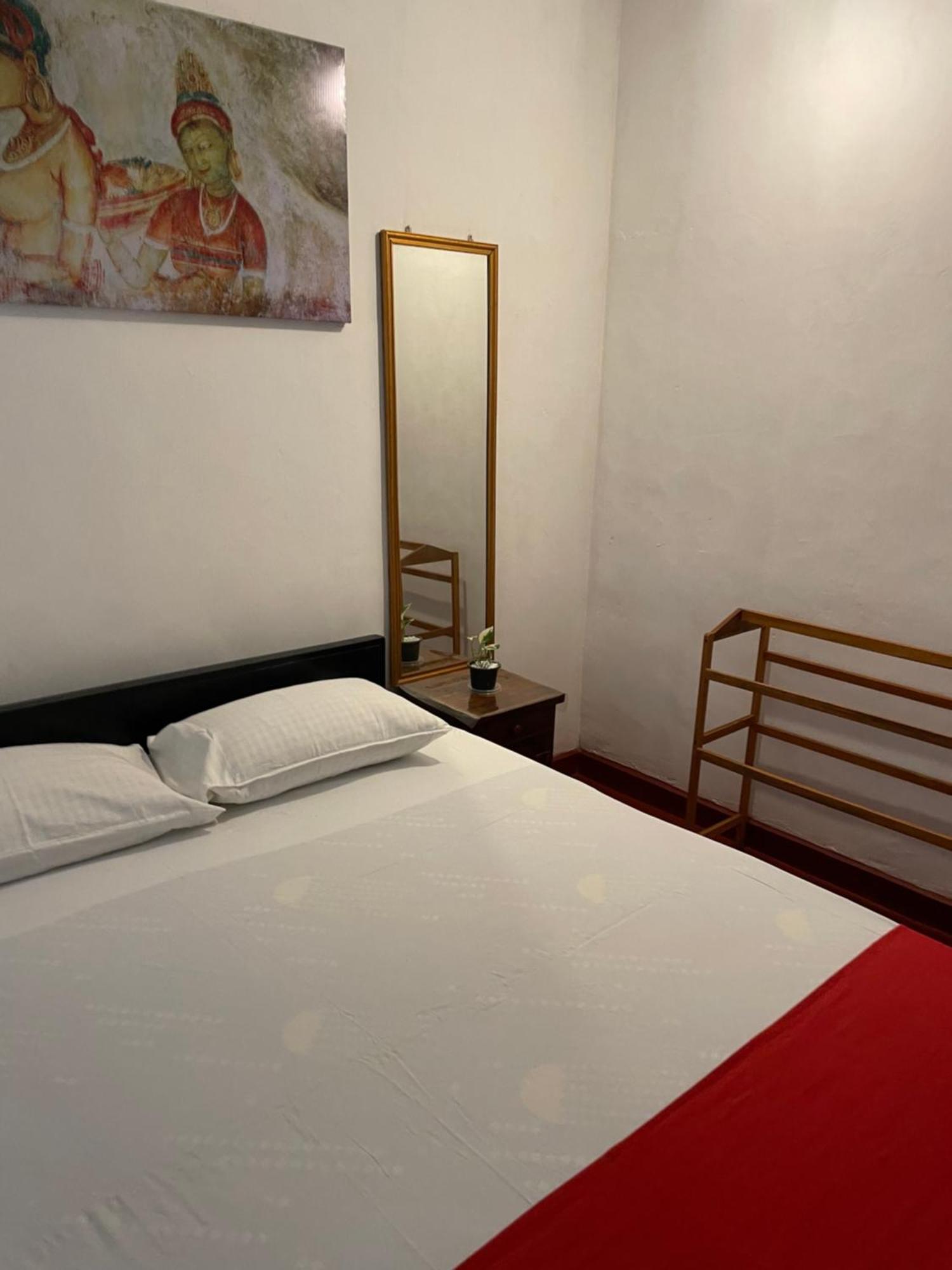 Olivia Homestay 阿努拉德普勒 外观 照片