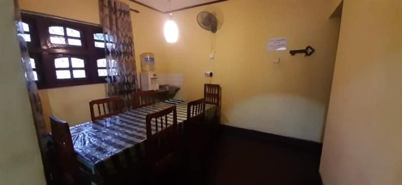 Olivia Homestay 阿努拉德普勒 外观 照片
